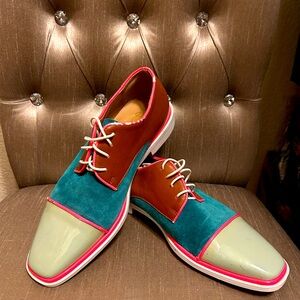 Christian Louboutin Multicolor Unisex Loafers